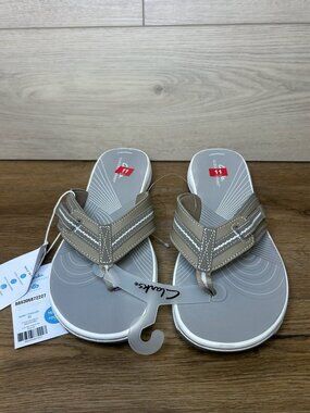 Clarks Cloudsteppers Walk On Air Flip Flops Sandals Sand Gray 11